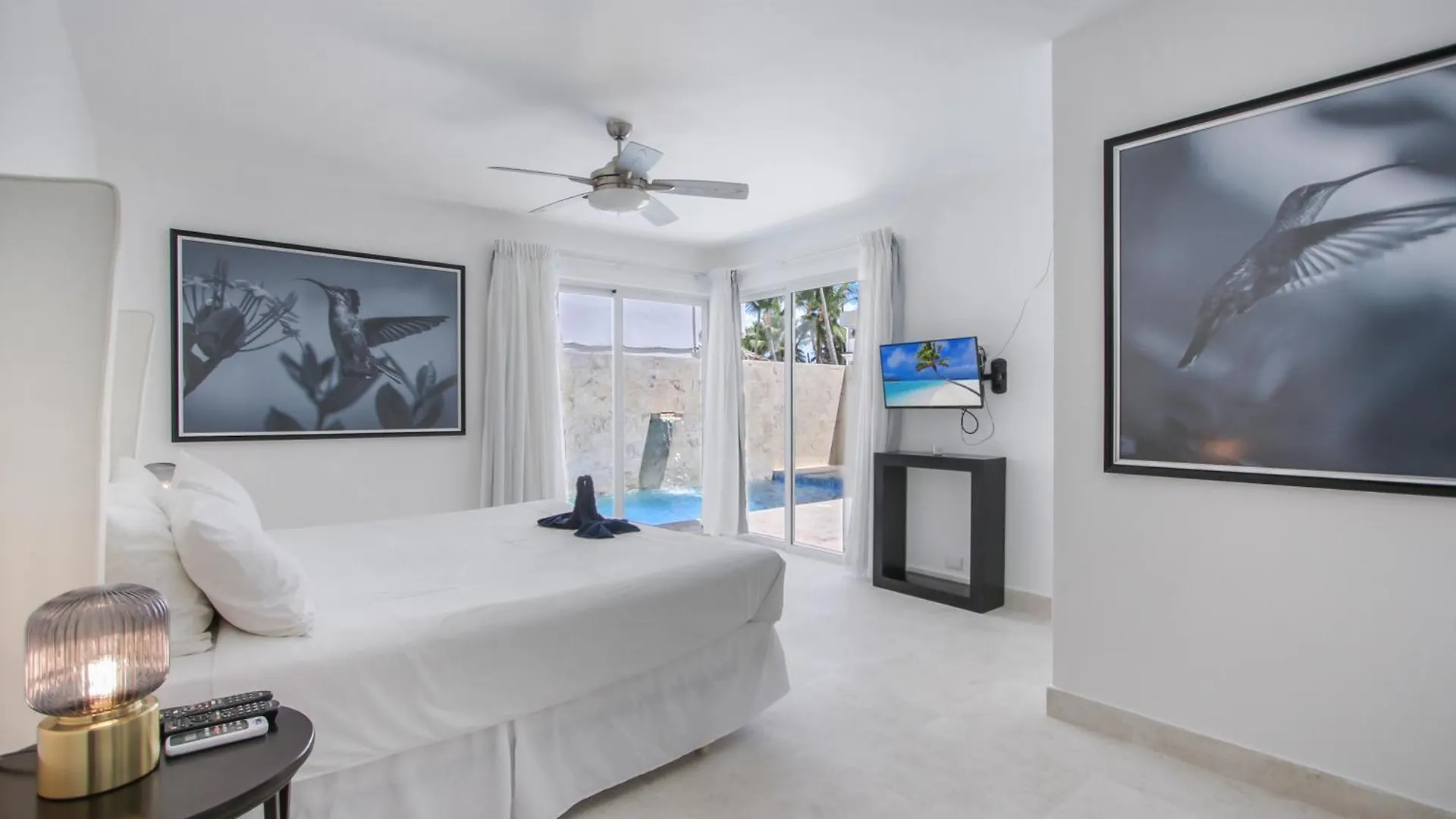 פונטה קאנה Luxury Villa In Bavaro Just On The Beach
