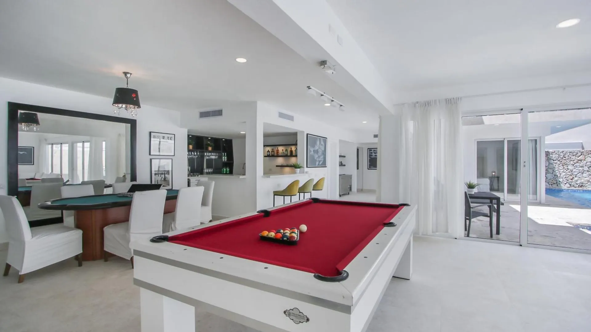 פונטה קאנה Luxury Villa In Bavaro Just On The Beach  פונטה קאנה