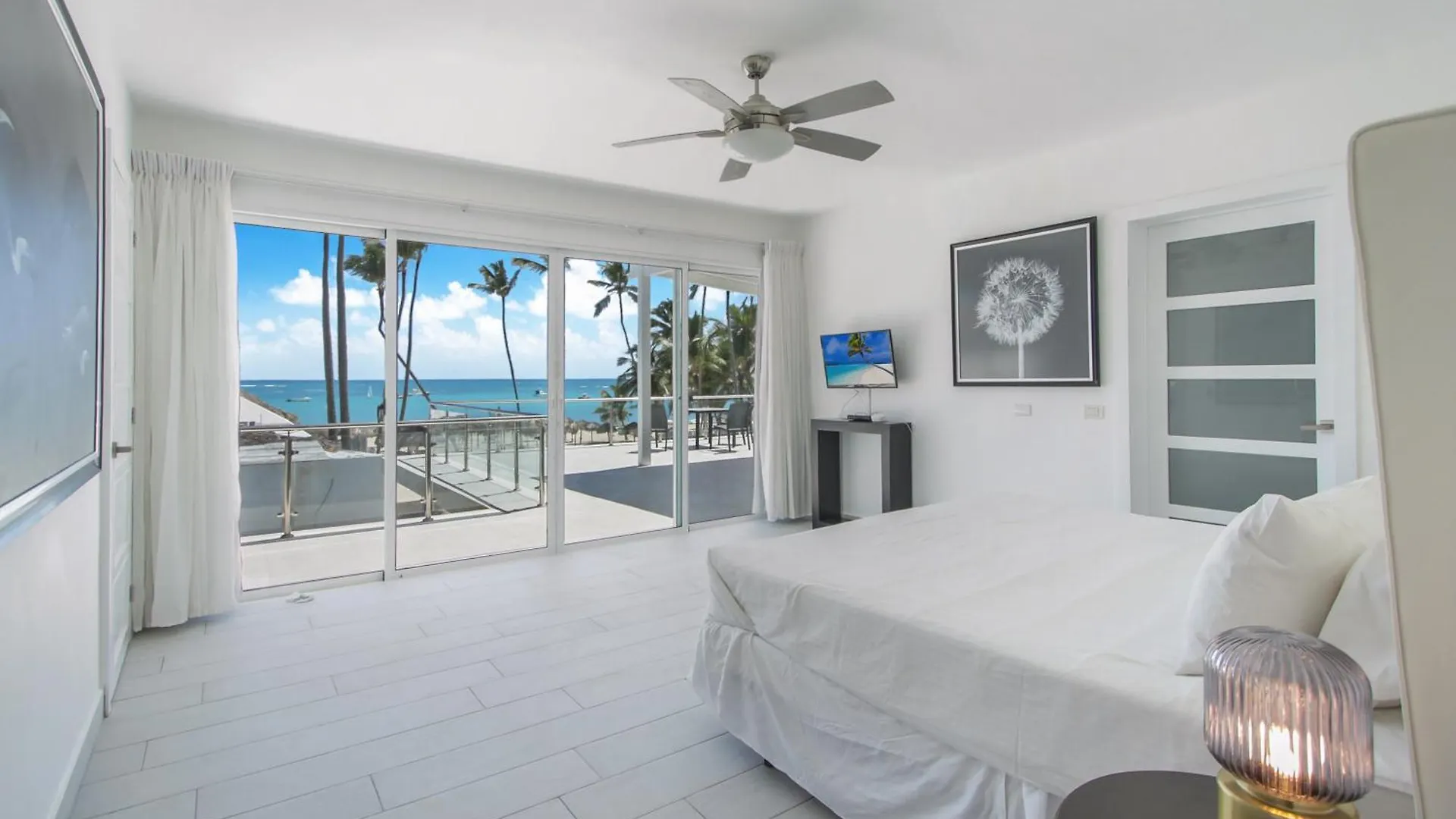 פונטה קאנה Luxury Villa In Bavaro Just On The Beach